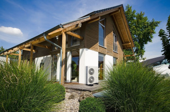 Grant Aerona³ R32 Air Source Heat Pump 13kW image 2