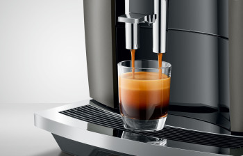 JURA E8 Coffee Machine image 6