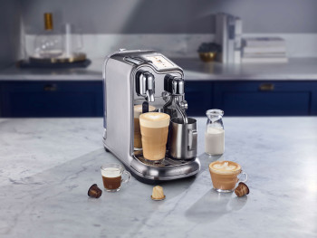 Sage Creatista™ Pro Nespresso Coffee Machine image 4