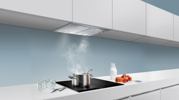 Siemens LB55565GB iQ300 Canopy Cooker Hood image 1