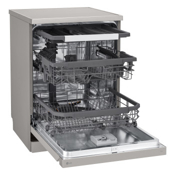 LG QuadWash™ DF355FP Freestanding Dishwasher image 3