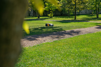 STIGA A 10000 Robotic Lawn Mower image 5
