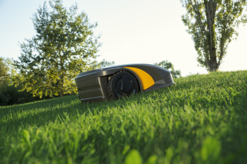 STIGA A 3000 Robotic Lawn Mower image 6