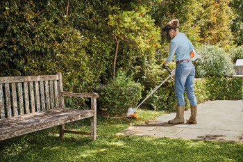 STIHL FSA 57 Battery Grass Trimmer image 1