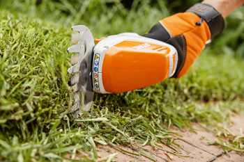 STIHL HSA 26 Battery Garden Shears – Tool Only image 6