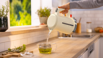 Bosch MyMoment Serene Cordless Kettle TWK4M227GB Cream Kettle image 4