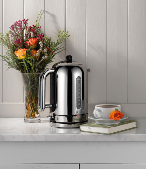 Dualit Classic Kettle image 9