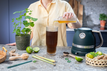 Kitchenaid Variable Temperature Kettle 1.5L - Artisan image 31