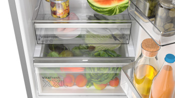 Bosch KGN39AIAT Series 6 Freestanding Fridge Freezer image 3