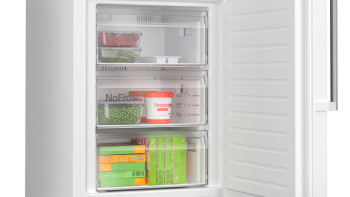 Bosch KGN39AWCTG Series 6 Freestanding Fridge-Freezer image 2