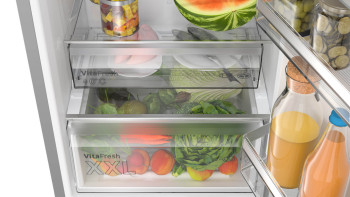Bosch KGN492LDFG Series 4 No Frost Freestanding Fridge Freezer image 3
