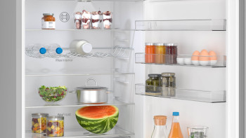 Bosch KGN492LDFG Series 4 No Frost Freestanding Fridge Freezer image 1