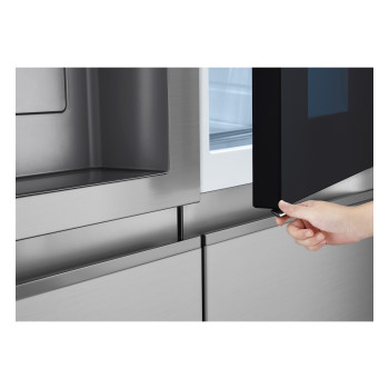LG InstaView™ GSXE81PYBD American Style Smart Fridge Freezer image 12