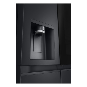 LG InstaView™ GSXE90EVDD American Style Smart Fridge Freezer image 5