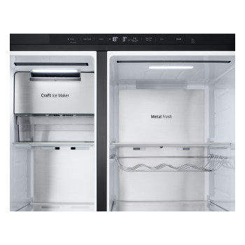 LG InstaView™ GSXE90EVDD American Style Smart Fridge Freezer image 6