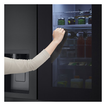LG InstaView™ GSXE90EVDD American Style Smart Fridge Freezer image 16