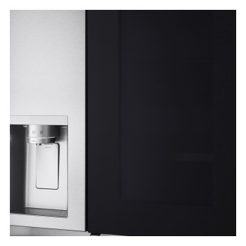 LG InstaView™ GSXE91BSAD American Style Smart Fridge Freezer image 11