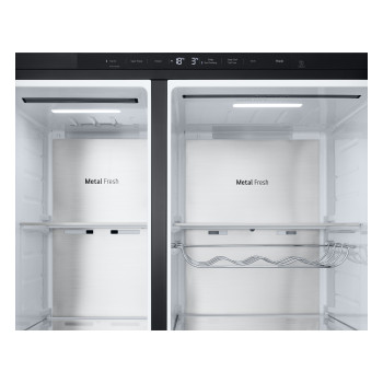 LG InstaView™ GSXE91EVAD American Style Smart Fridge Freezer image 3