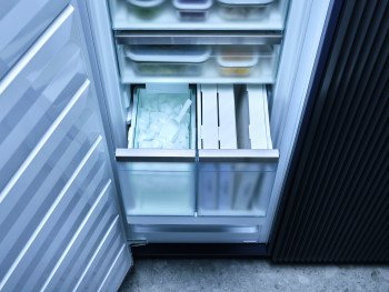 Miele FNS 7774 D Built In Freezer image 5