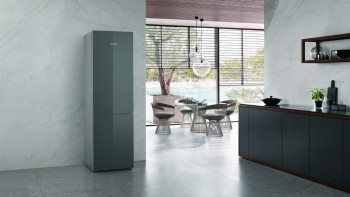 Miele KFN 4898 AD Freestanding Fridge Freezer image 1