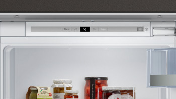 NEFF KI1513FF0 N 70 Built-in Fridge image 2