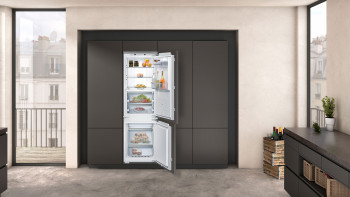 NEFF KI8865DE0 N 90 Built-in Fridge Freezer image 1
