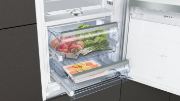 NEFF KI8865DE0 N 90 Built-in Fridge Freezer image 3