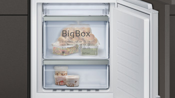 NEFF KI8865DE0 N 90 Built-in Fridge Freezer image 4