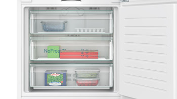 Siemens KB96NADD0G Built-In Fridge Freezer image 4