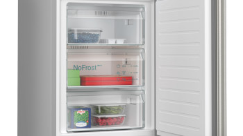 Siemens KG36NXIDF iQ300 Freestanding Fridge Freezer image 4