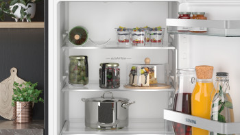 Siemens KI21RVFE0 iQ300 Built-in Fridge image 2