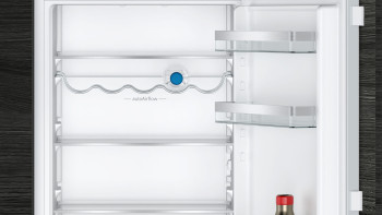 Siemens KI86NHFE0 iQ300 Built-in Fridge Freezer image 2