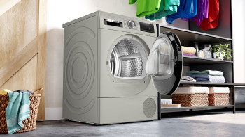 Bosch WQG245S9GB Series 6 9kg Heat Pump Tumble Dryer image 4