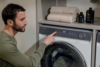 Haier X Series 7 HW90-B14367TU1UK Freestanding White Washing Machine image 5