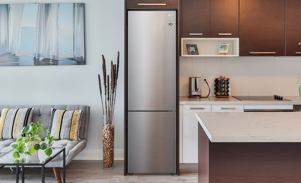 Quiet Mark LG NatureFRESH™ GBB62PZGCC Fridge Freezer