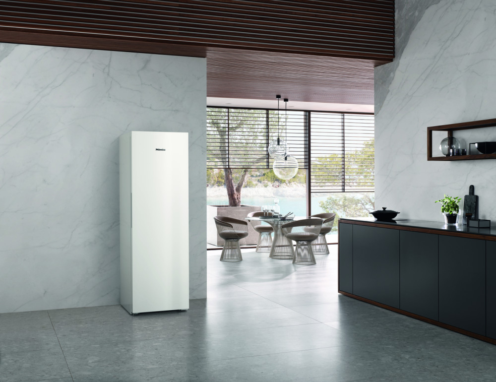 Miele FNS 4382 D WS Freestanding Freezer featured image