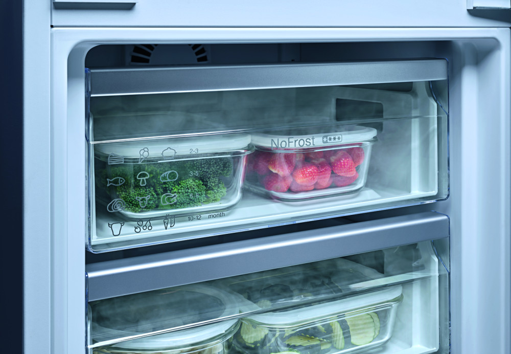 Quiet Mark Miele KDN 7714 E BuiltIn Fridge Freezer