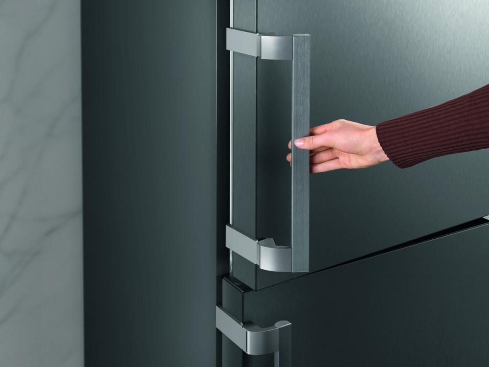 Quiet Mark Miele KFN 4795 DD Freestanding Fridge Freezer